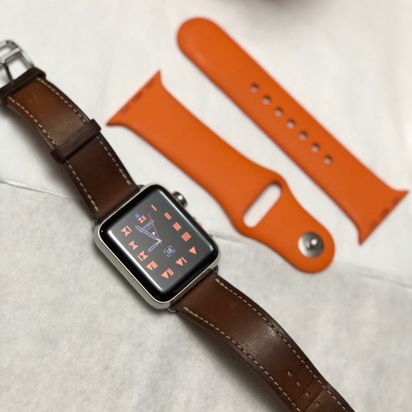 Authentic Hermès iwatch series 3 38mm - Picture 6 of 8